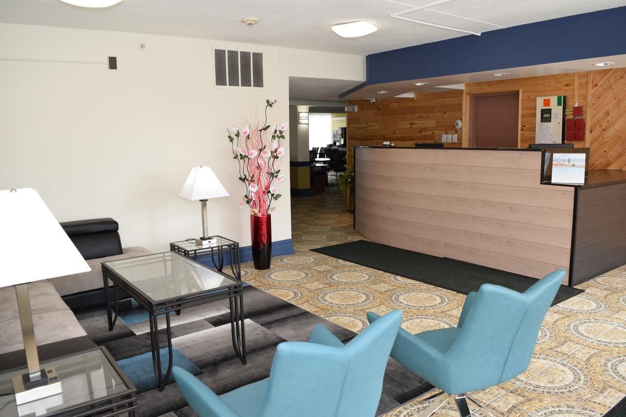 Hotel Baymont By Wyndham - Chicago - Addison - O'Hare Esterno foto