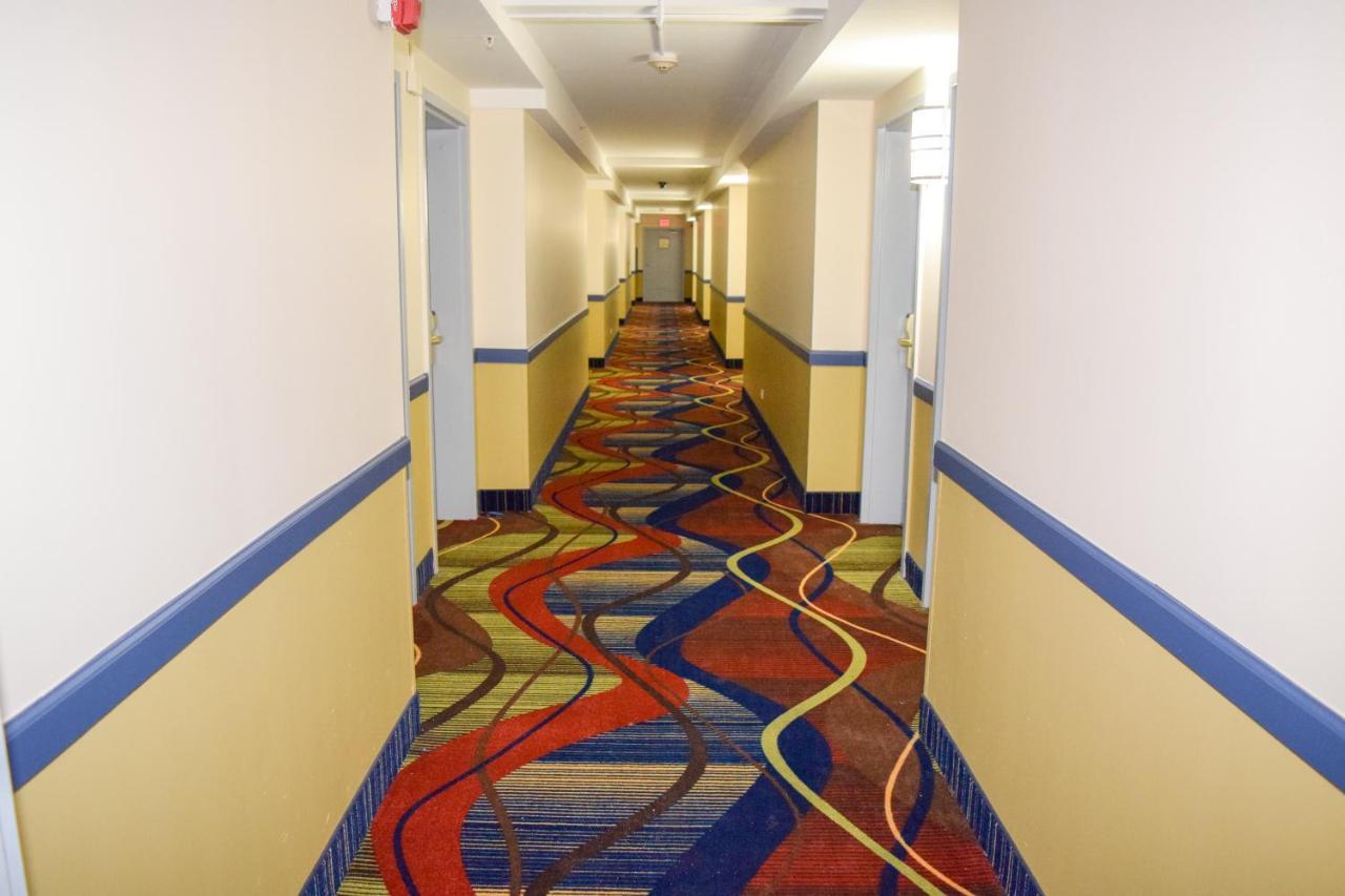 Hotel Baymont By Wyndham - Chicago - Addison - O'Hare Esterno foto