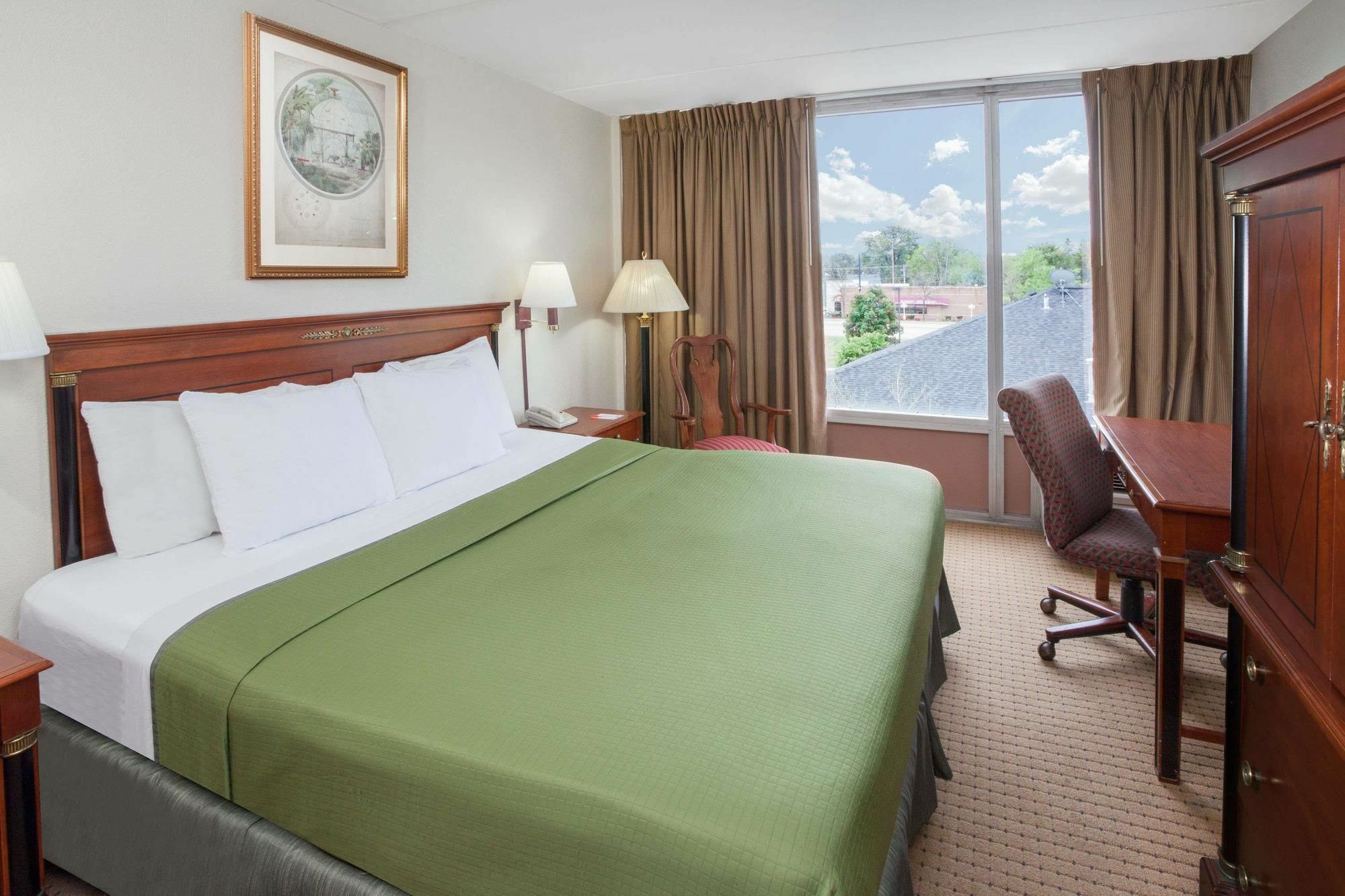 Hotel Baymont By Wyndham - Chicago - Addison - O'Hare Esterno foto